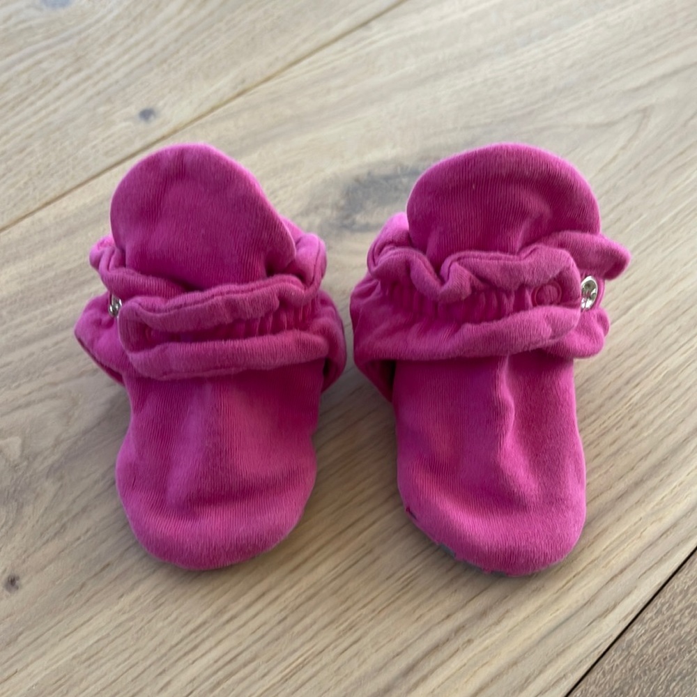 Zutano pink baby shoes